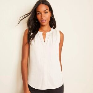 Ann Taylor Mixed Media Henley Shell Cream XS